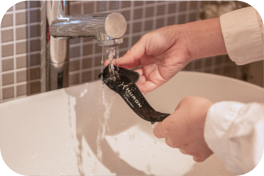 汗で汚れてしまったら洗濯でき、毎日清潔に保てます。